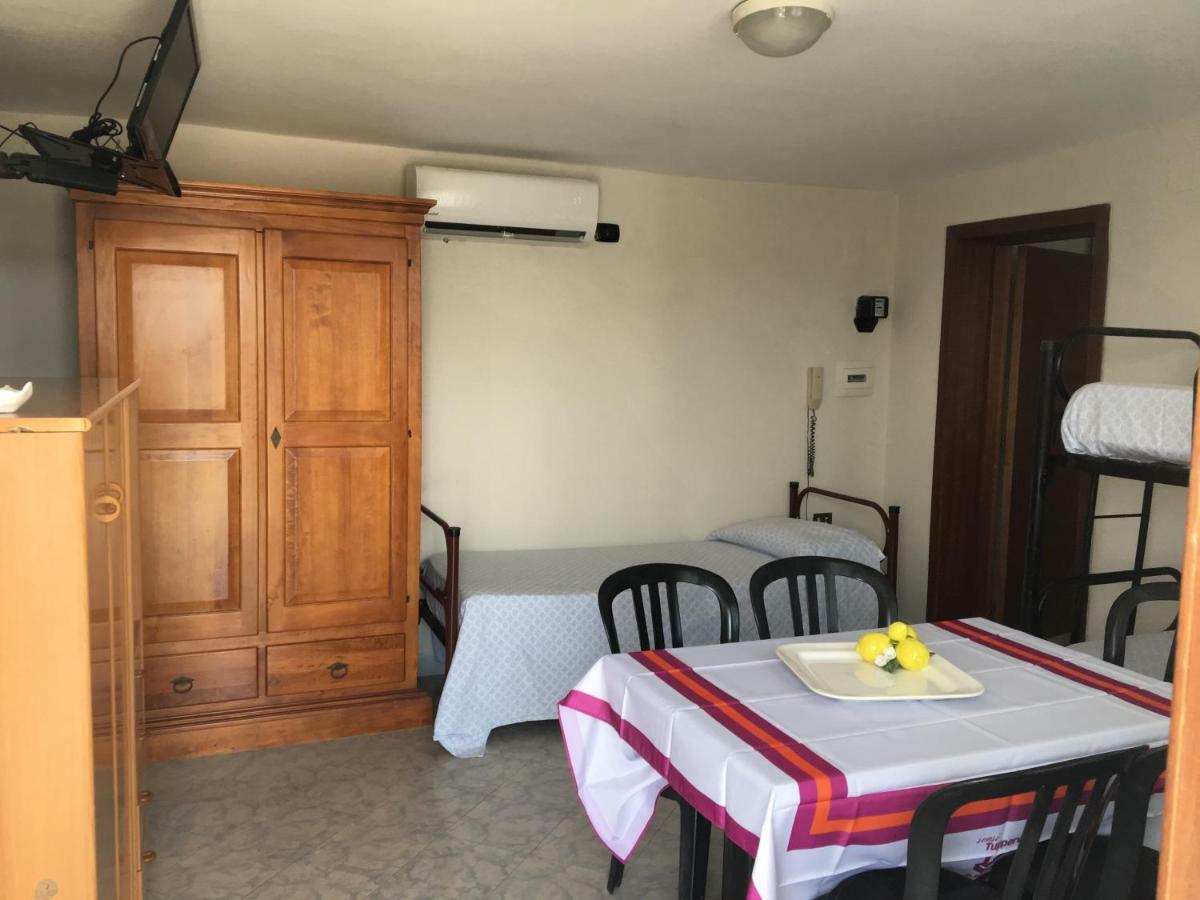 Sabbia D'Argento Hotell Giugliano In Campania Eksteriør bilde